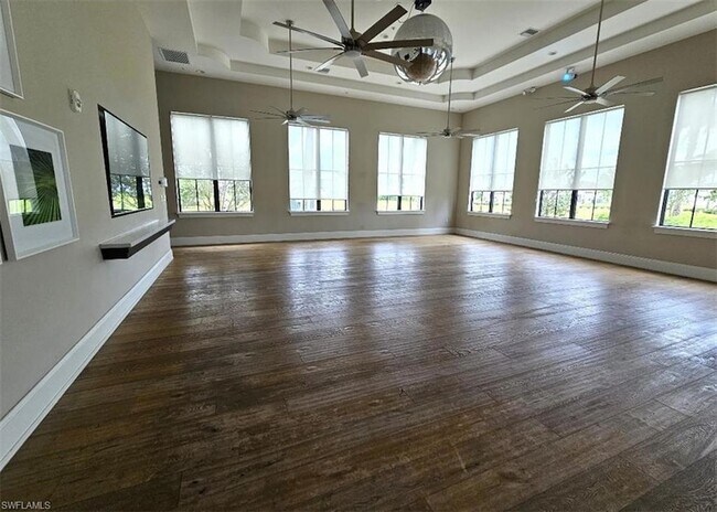 Building Photo - 5114 Panella Ave