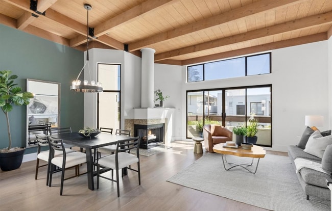 Building Photo - Charming Two Bedroom Condo in Mission Dolores - Please Contact for Showing Availability!