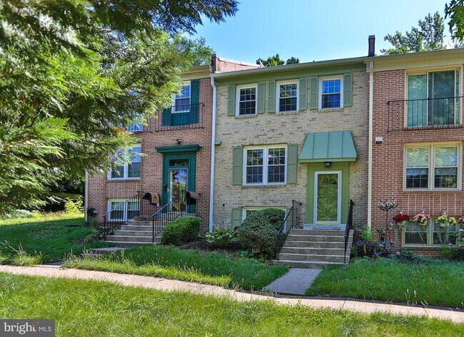 Building Photo - 2402 Windbreak Dr