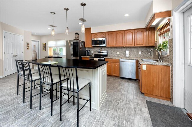 Building Photo - 10504 Lacera Dr