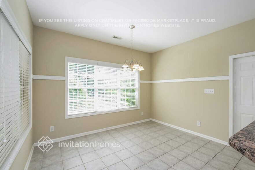 Building Photo - 15020 Woodstar Rd