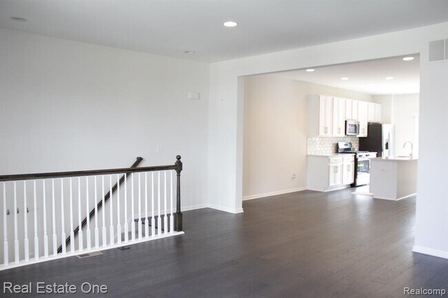 Building Photo - 47757 Alden Terrace N
