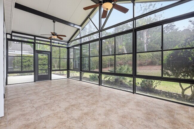 Building Photo - 686 Northlake Blvd