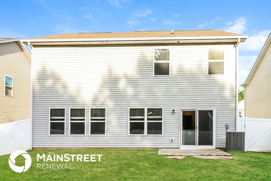 Building Photo - 12153 Old Dulin Farms Way