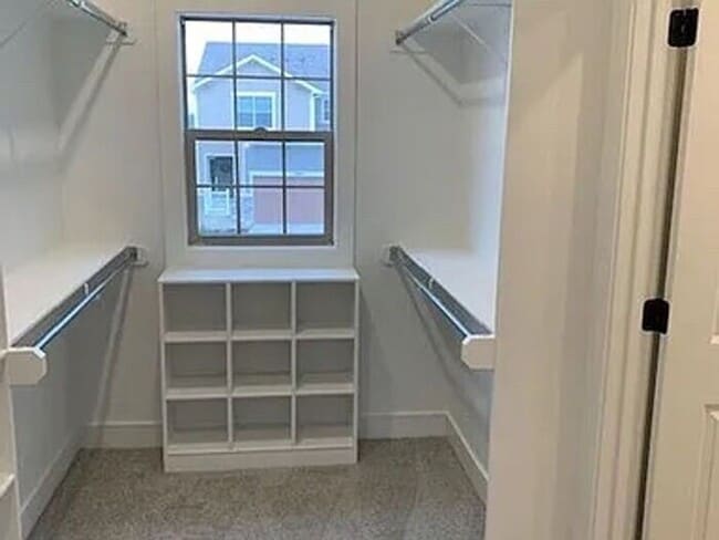 Building Photo - Gorgeous 3 bedroom / 2/5 bath in Park Hill schools!