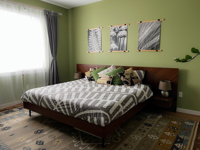 Master Bedroom - 11605 NW 35th Ave