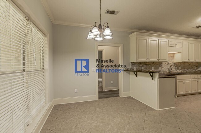Building Photo - 3 Bed/2 Bath Home in Madison in Devlin Spr...