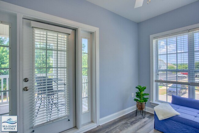 Building Photo - 2 Bedroom 2 bath furnished home - Long Term Minimum 3 month (91 days) flexible terms - Surf City