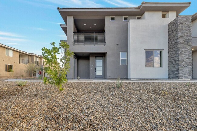 Building Photo - 2121 W Sonoran Desert Dr