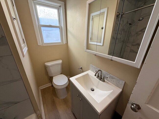 Building Photo - 5331 Arsenal St