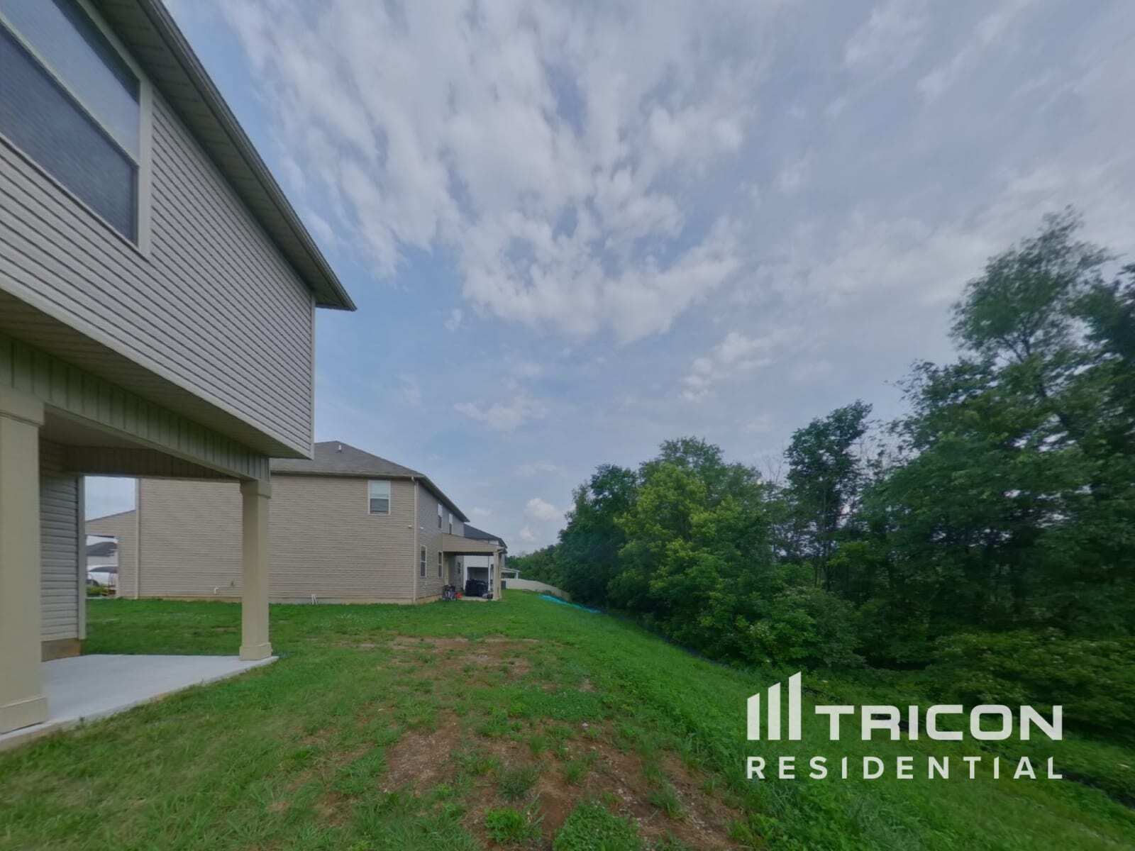 Building Photo - 2134 Pathfinder Dr