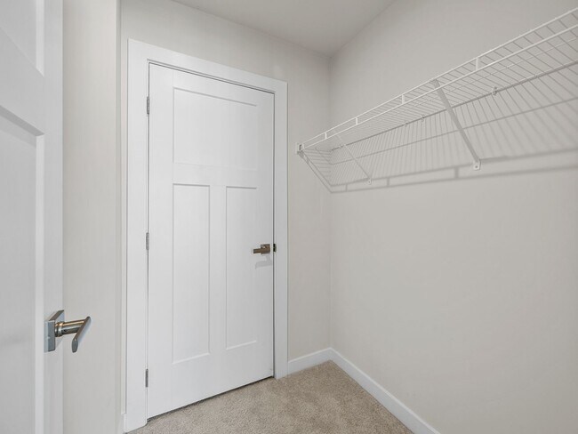 Building Photo - Move In Special - Greenville Dream Townhome: Modern 3 BR, 2.5 BA Steps from the Swamp Rabbit Trai...