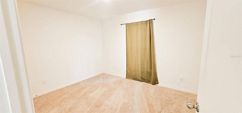 Building Photo - 271 Begonia Ln