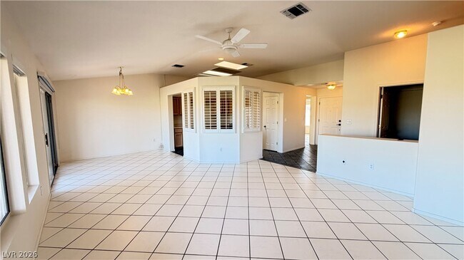 Building Photo - 2066 Poppywood Ave