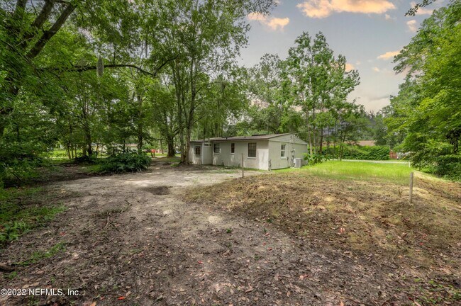 Building Photo - 7832 Newton Rd