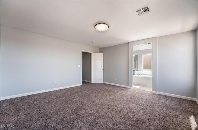 Building Photo - 5555 W Sun Temple Ave