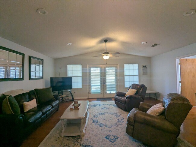 Building Photo - Lakefront Living on Little Lake Geneva – Main Home + Private In-Law Suite!