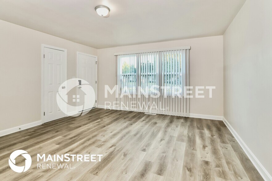 Building Photo - 5401 Johnsontown Rd