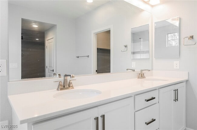 Building Photo - 27 Santo Mio Ct