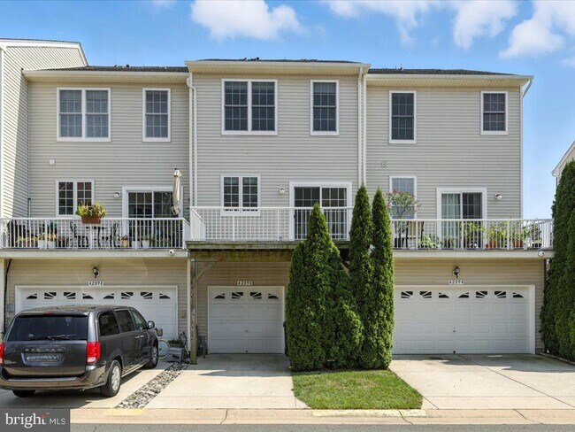 Building Photo - 42896 Pamplin Terrace