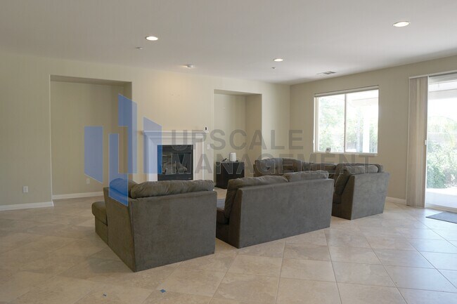 Building Photo - 2029 Savanna Way