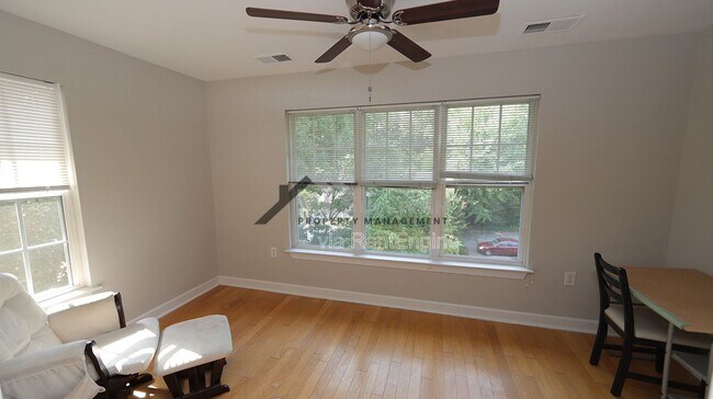 Building Photo - 929 Morreene Rd