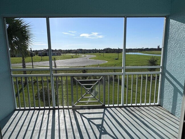 Building Photo - 5764 Sabal Trace Dr
