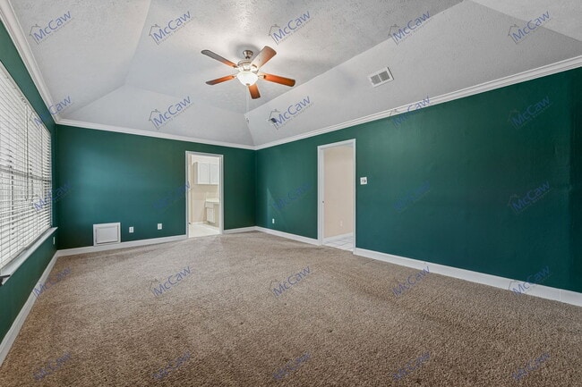Building Photo - 3211 Wessex Cir