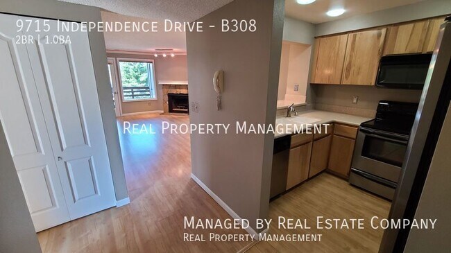 Building Photo - 9715 Independence Dr