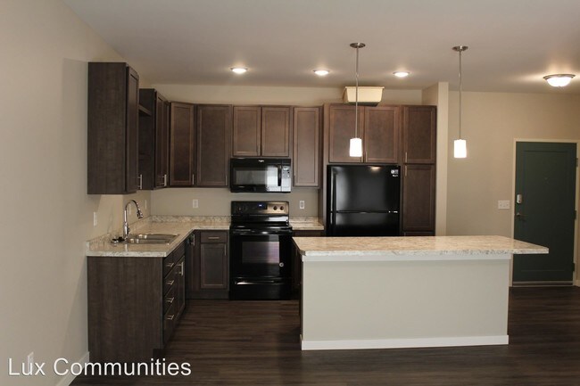Building Photo - 2 br, 2 bath Apartment - 2899 34th St S
