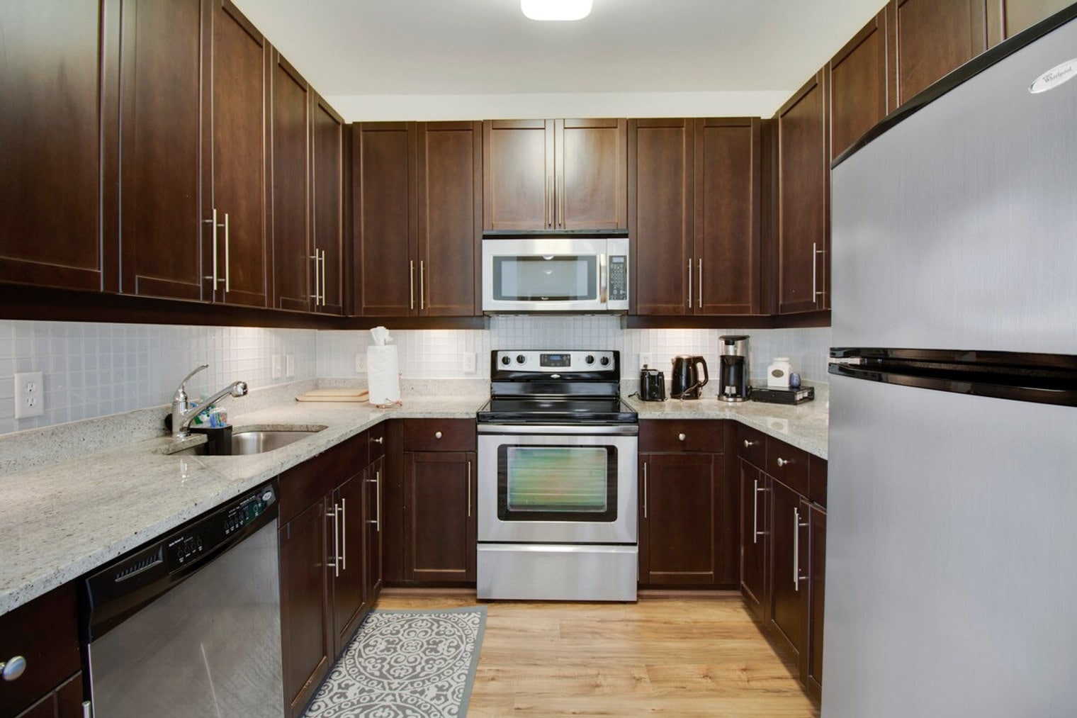 Building Photo - 200 S Peyton St