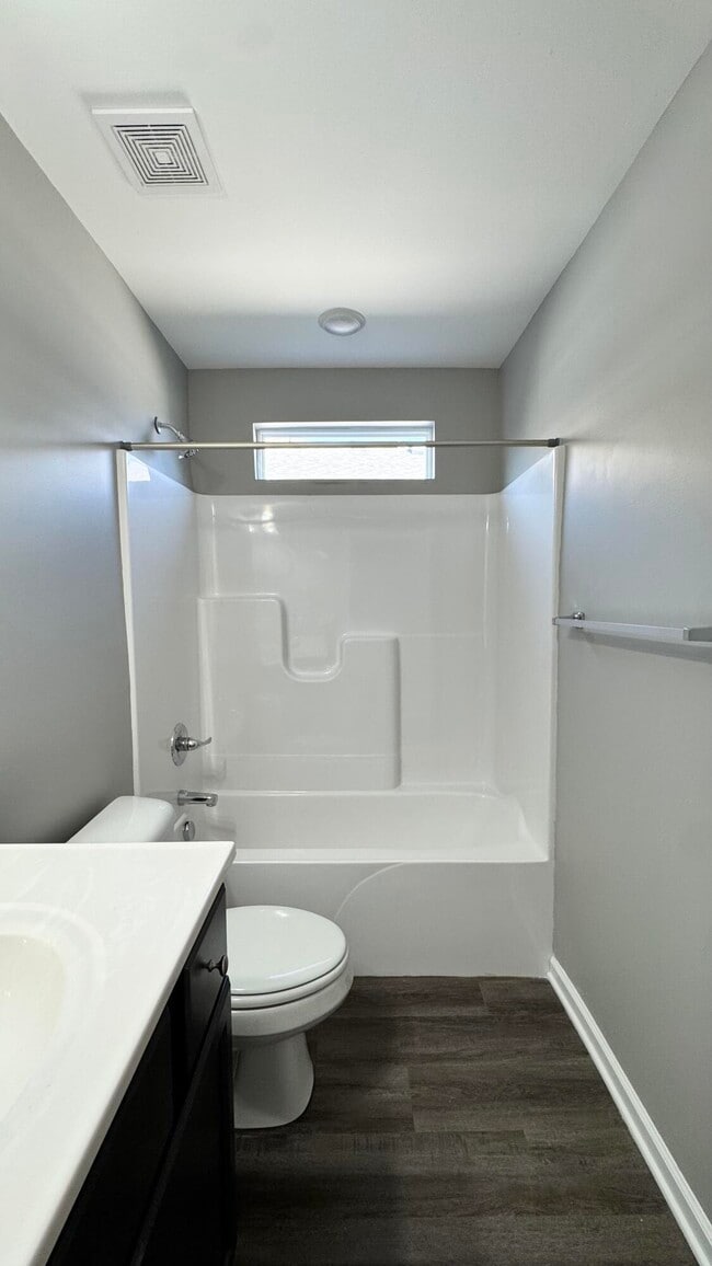 Building Photo - 2492 Feathersound Wy