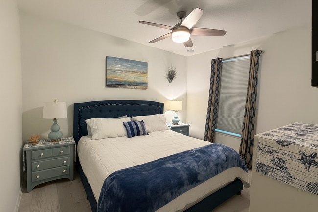 Building Photo - Beautiful Custom Home in Del Webb 55+ Community