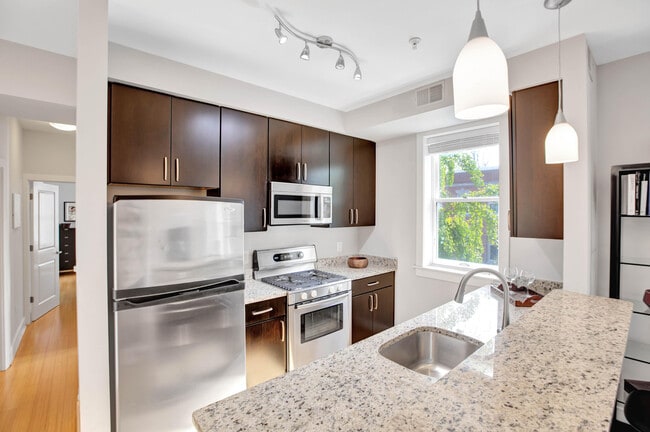 Building Photo - 1832 18th St NW