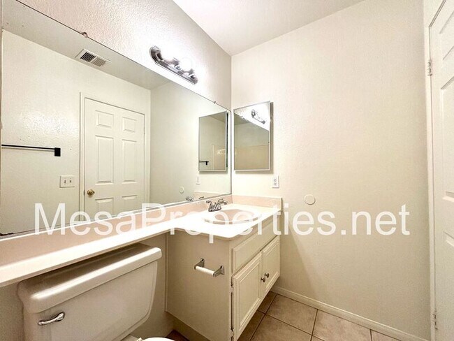 Building Photo - 15261 San Jose Dr