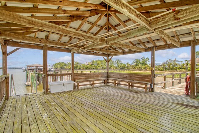 Building Photo - 4 Bedroom 4.5 Bath Home in Dunes West - Mt. Pleasant