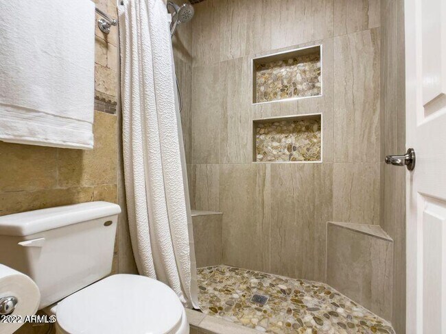 Building Photo - 2406 W Sienna Bouquet Pl