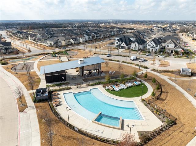 Building Photo - 3500 Mescalbean Dr