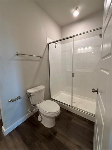 Building Photo - 628 Blackland dr