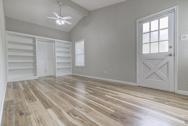 Building Photo - 1523 Weyford Dr