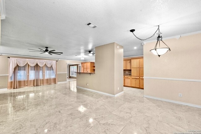 Building Photo - 6739 Tezel Bend