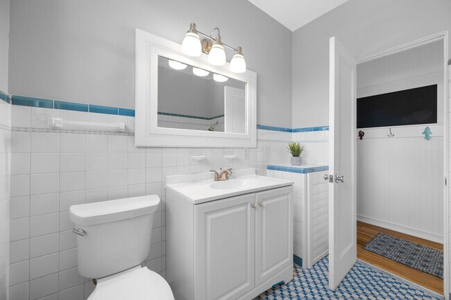 Building Photo - Historic Granada Terrace Home in St. Pete!!