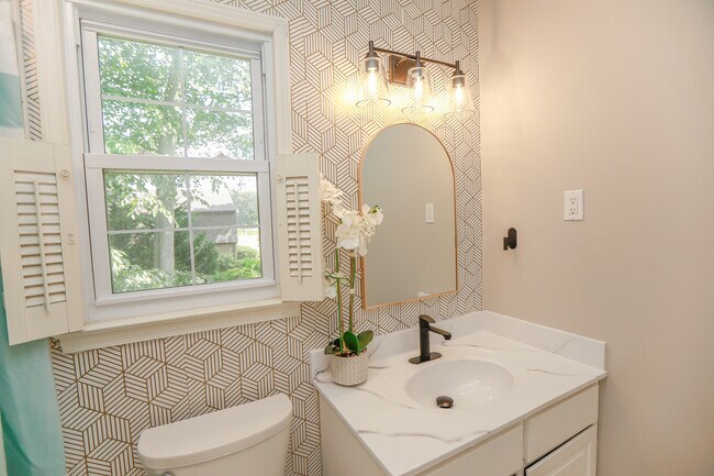 Building Photo - 3 Springmeadow Ct