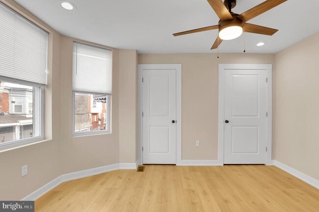 Building Photo - 274 S Alden St