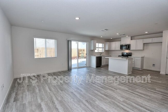 Building Photo - 8312 Whippersnapper Way