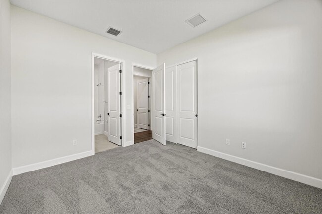 Building Photo - 14421 Spruce Pne Dr