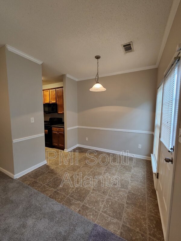 Building Photo - 176 Shenandoah Dr