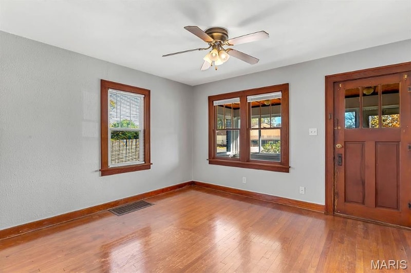 Building Photo - 3400 Milton Dr