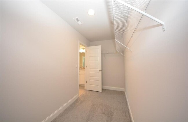 Building Photo - 232 Hellen Vly Dr