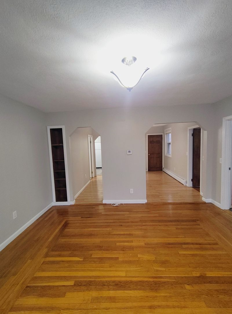 Building Photo - 27 Fremont St